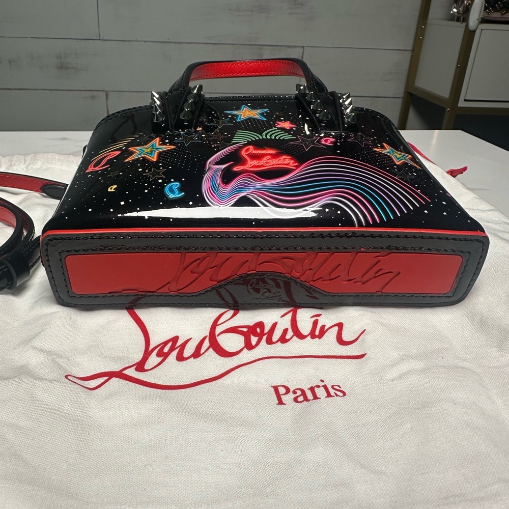 Christian Louboutin Cabata East West Tote Printed Patent Nano - Picture 5 of 10